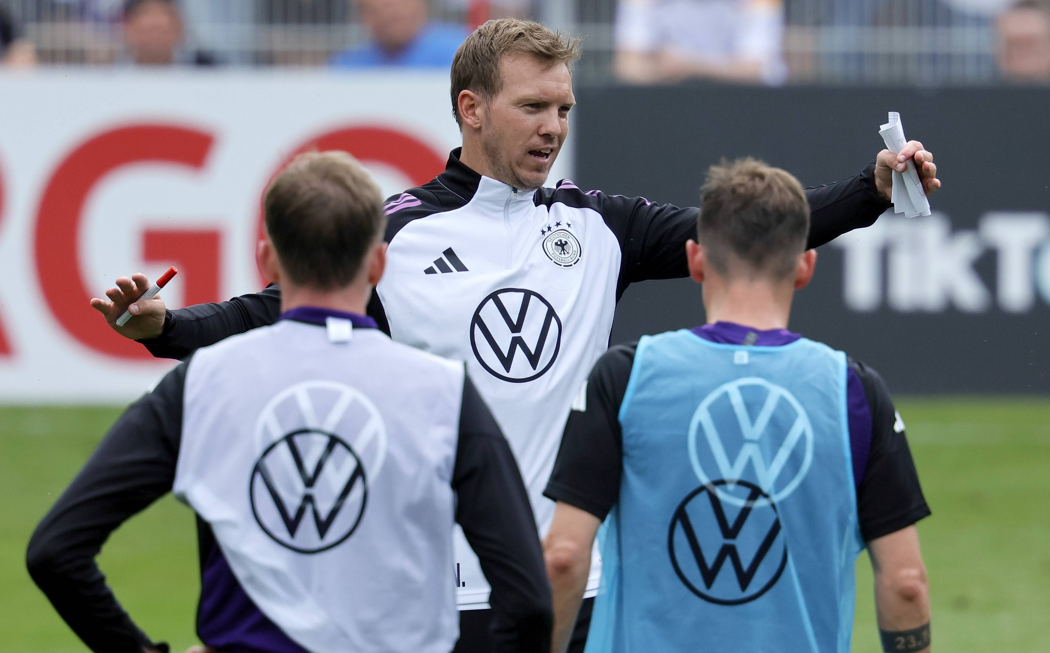 莫桑比克队胜出，晋级国际足球赛半决赛