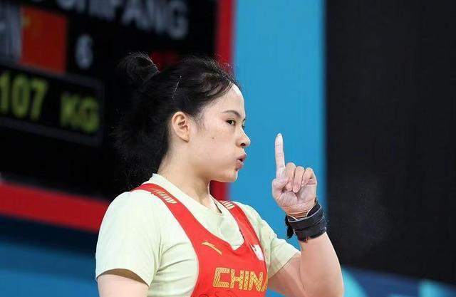 关于女子比赛惊现黑马，不败金牌归属该队的信息